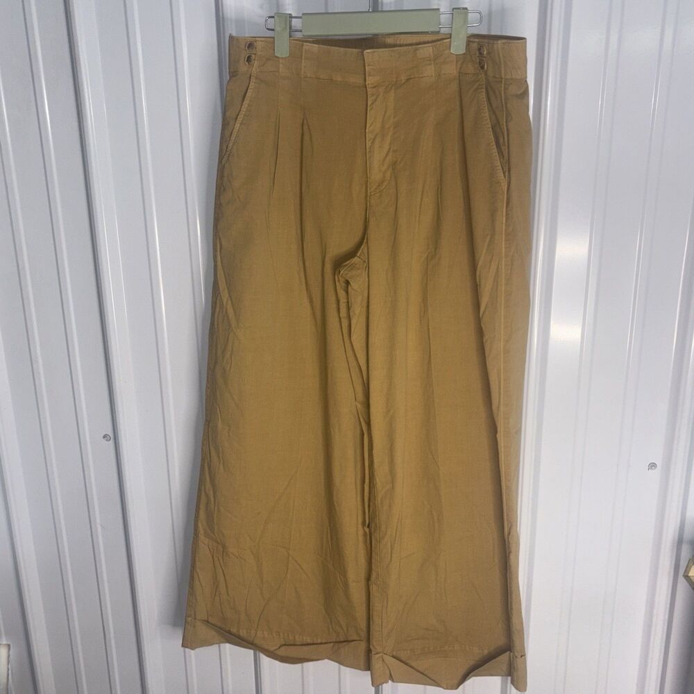 American Eagle Wide Leg Pleated Trousers Light Brown Size 10